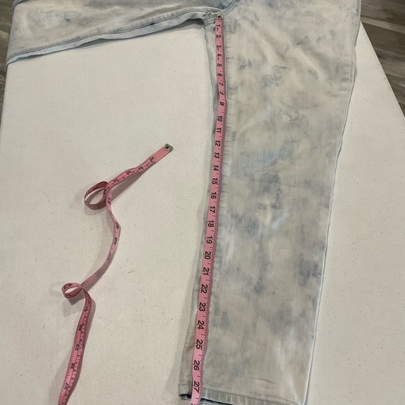 Chico's Platinum Acid Wash Jeans Stretch Skinny Ankle Women’s 8 (Chico’s Size 1) - Picture 6 of 11